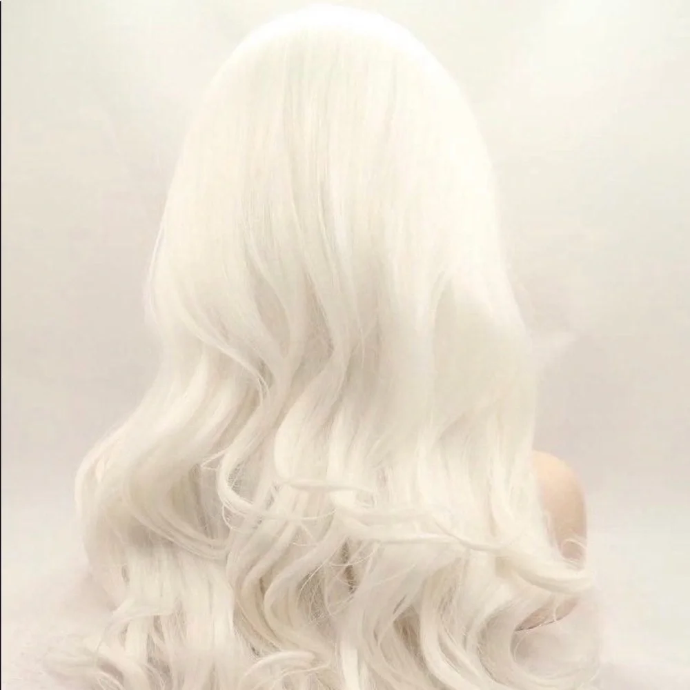 ✨24” PLATINUM BLONDE BODY WAVY LACE FRONT WIG *NEW